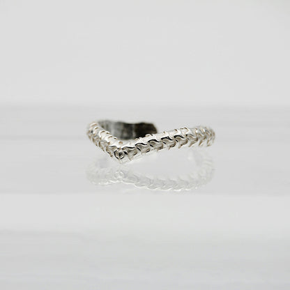 Anillo Pajarita